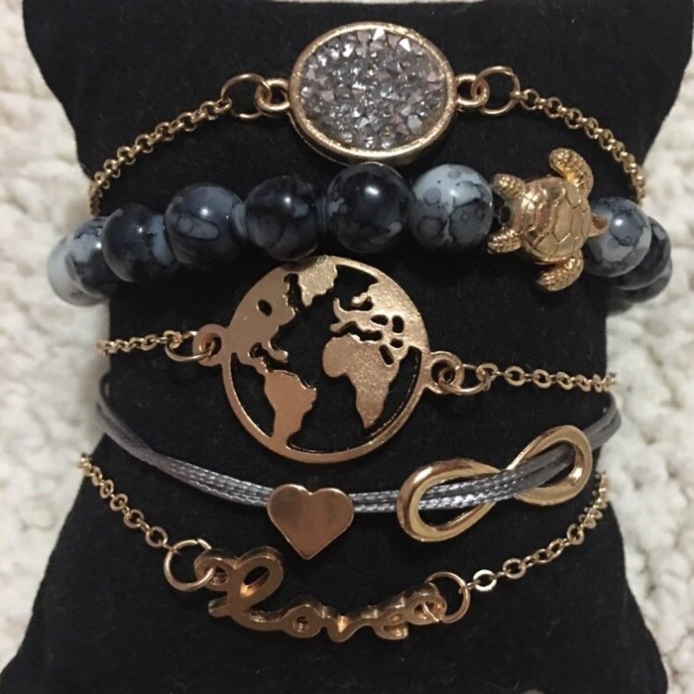 Bracelets - Picture 4 of 4